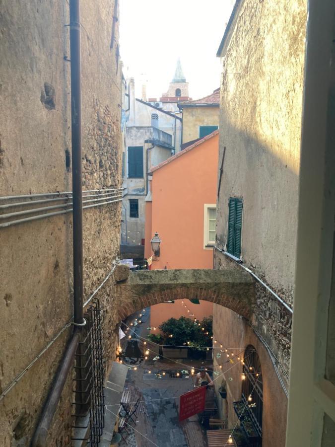 Archivolto Del Teatro Hotel Albenga Eksteriør billede
