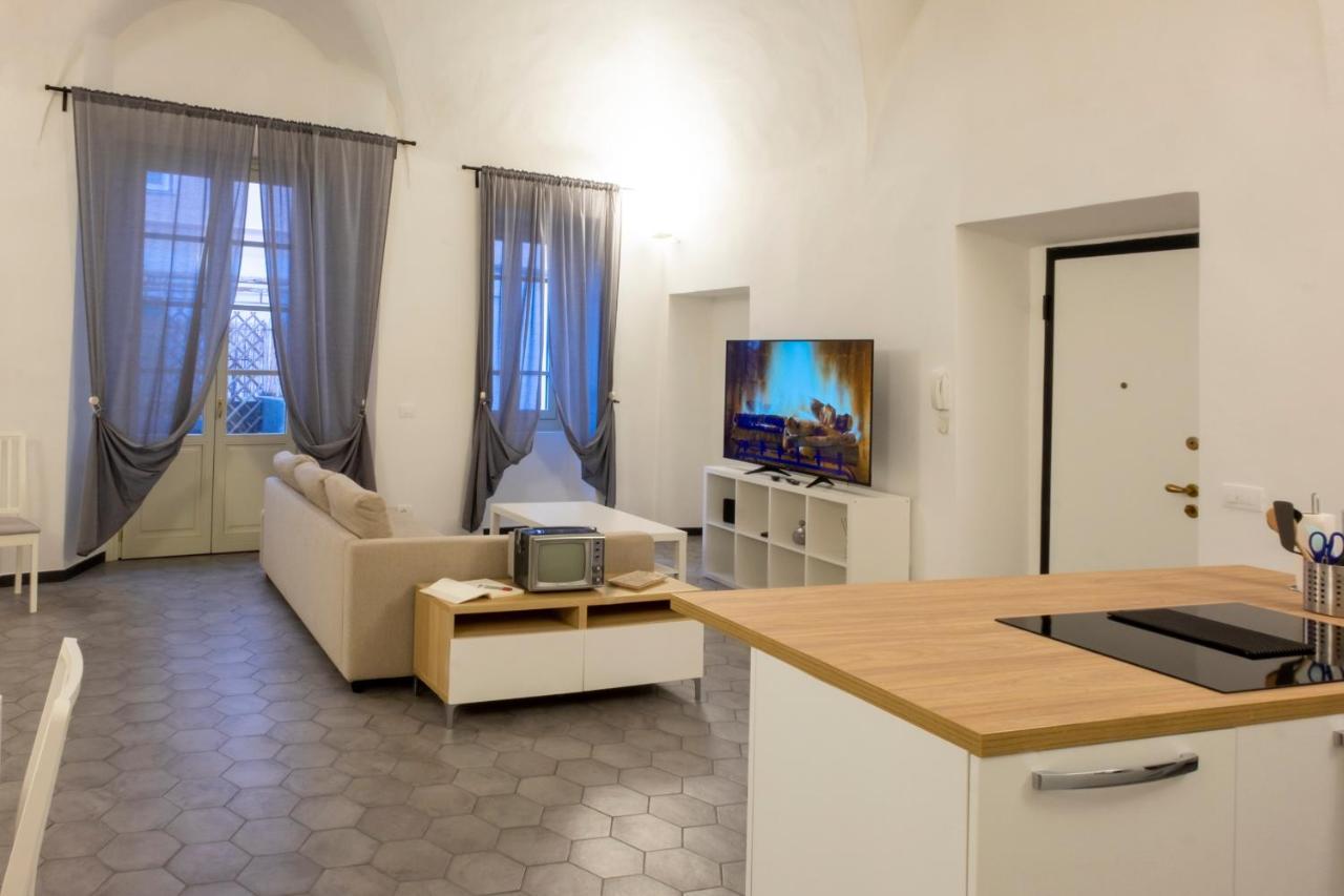 Archivolto Del Teatro Hotel Albenga Eksteriør billede