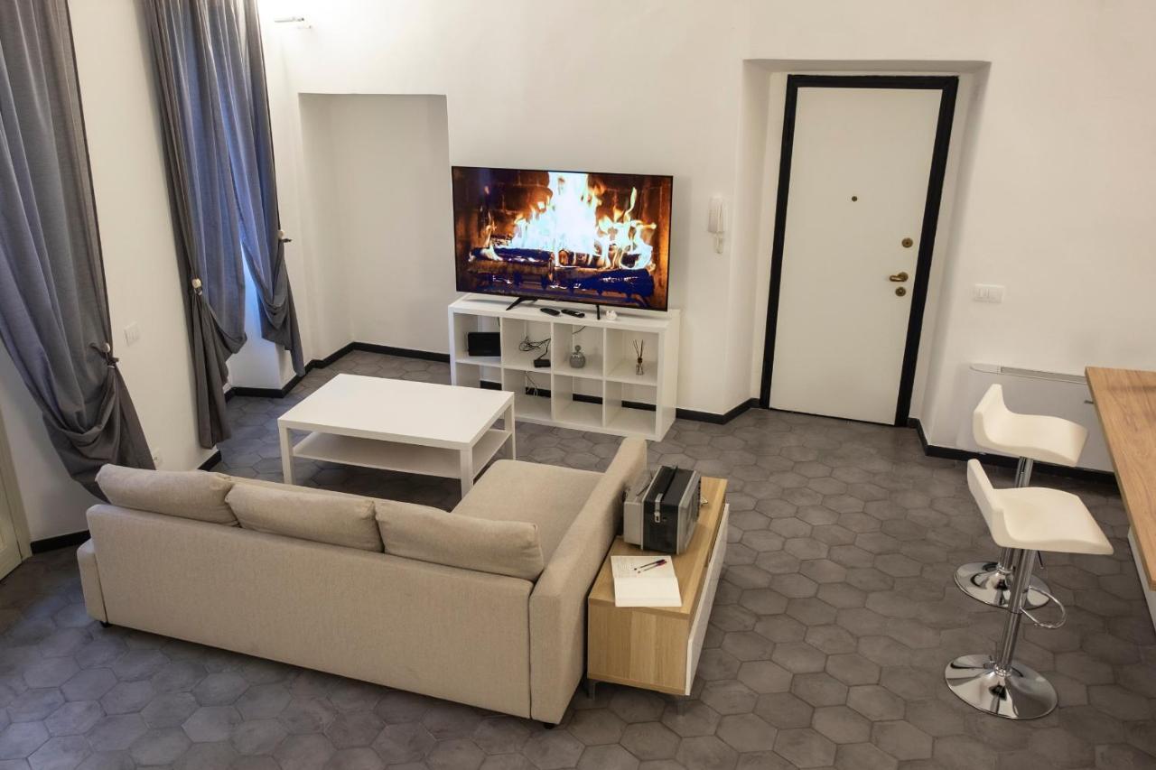 Archivolto Del Teatro Hotel Albenga Eksteriør billede