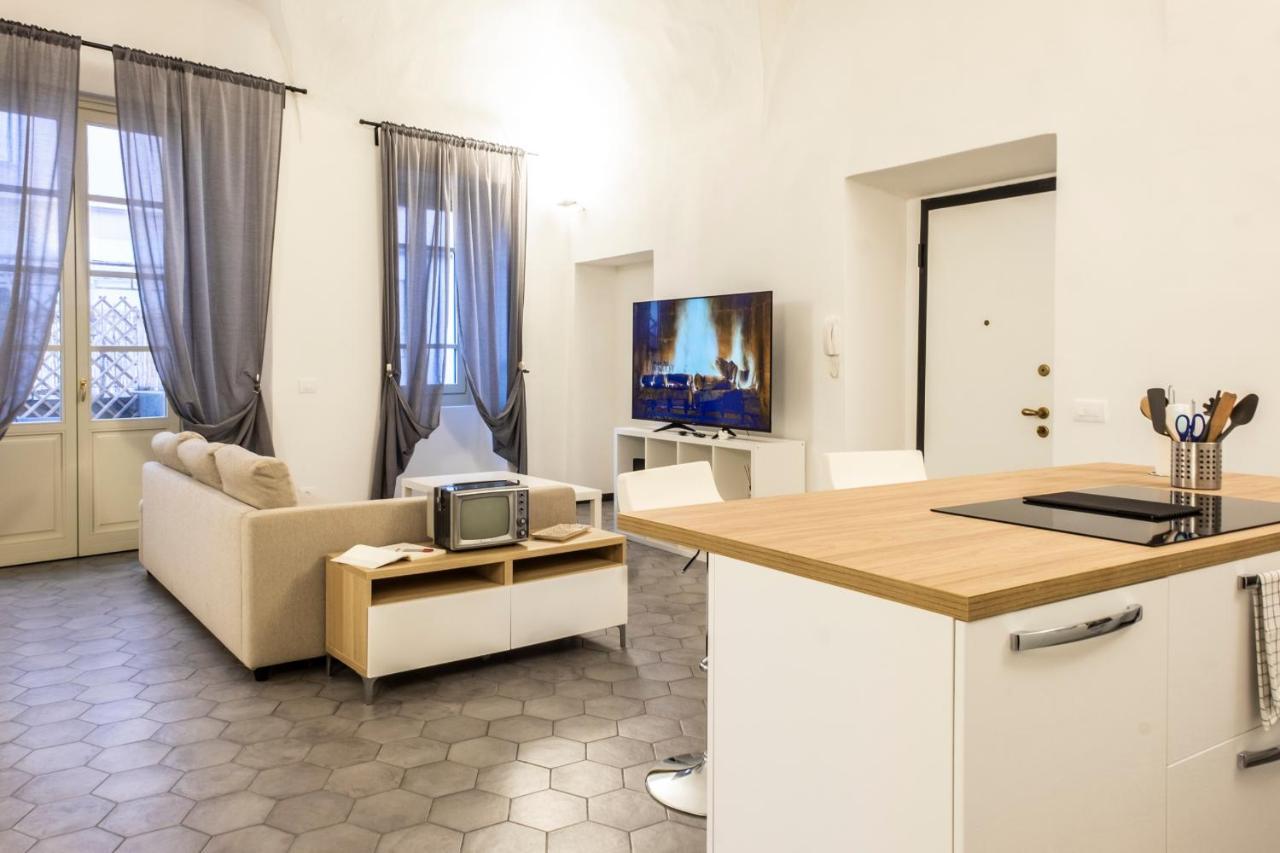 Archivolto Del Teatro Hotel Albenga Eksteriør billede