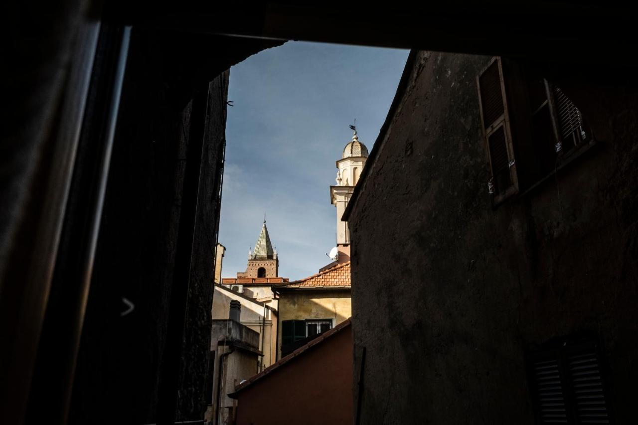 Archivolto Del Teatro Hotel Albenga Eksteriør billede