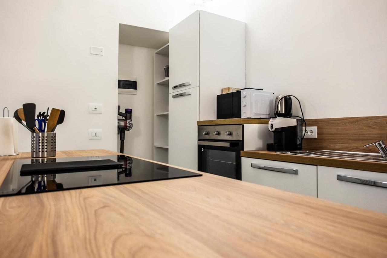 Archivolto Del Teatro Hotel Albenga Eksteriør billede